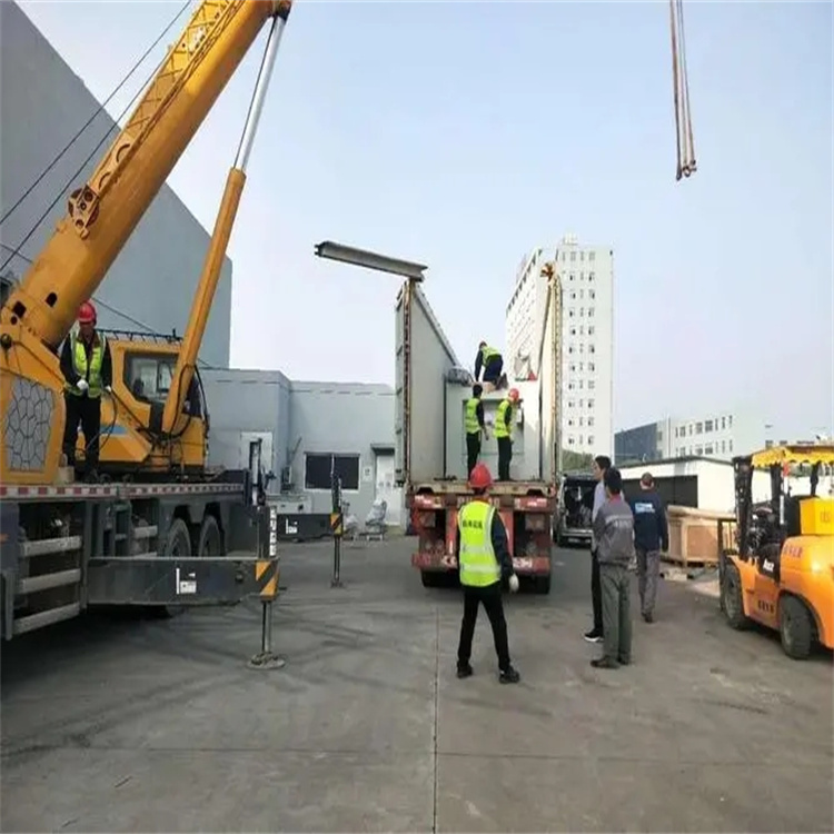 柳北如何找到附近的吊车救援服务