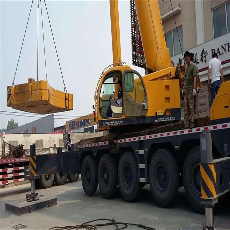 柳北当地吊车出租|机器吊装|75吨|工厂搬迁服务